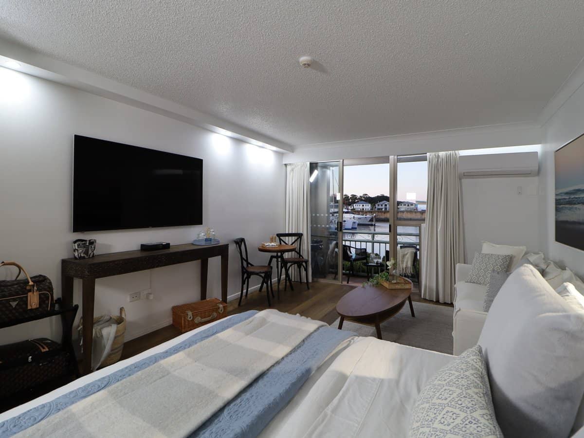 11 John Lund Drive, Hope Island - Thumbnail 5