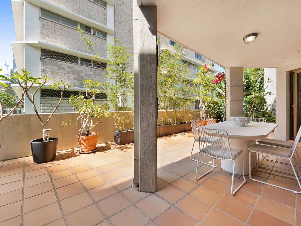 5 Old Burleigh Road, SURFERS PARADISE - Thumbnail 7