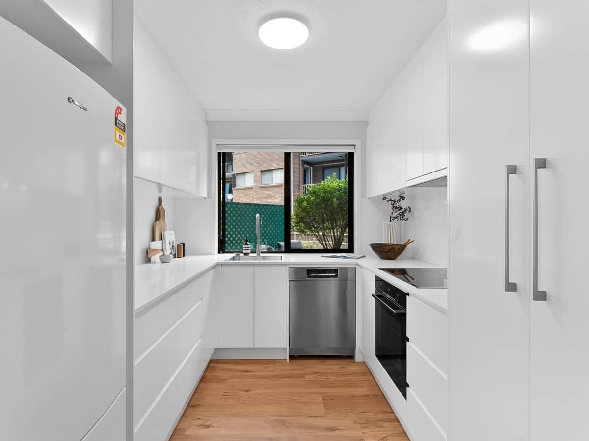 5 Old Burleigh Road, SURFERS PARADISE - Thumbnail 8