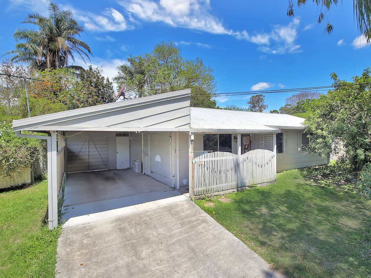 18 Barakee Street, CRESTMEAD - Thumbnail 1