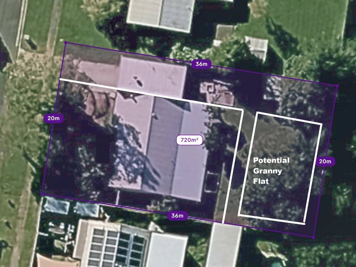 18 Barakee Street, CRESTMEAD - Thumbnail 2