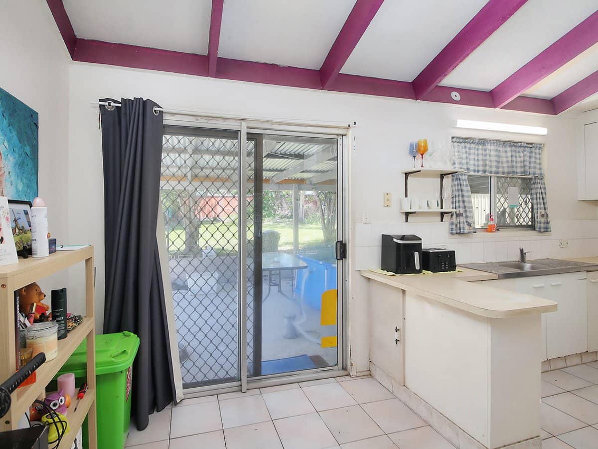 18 Barakee Street, CRESTMEAD - Thumbnail 6