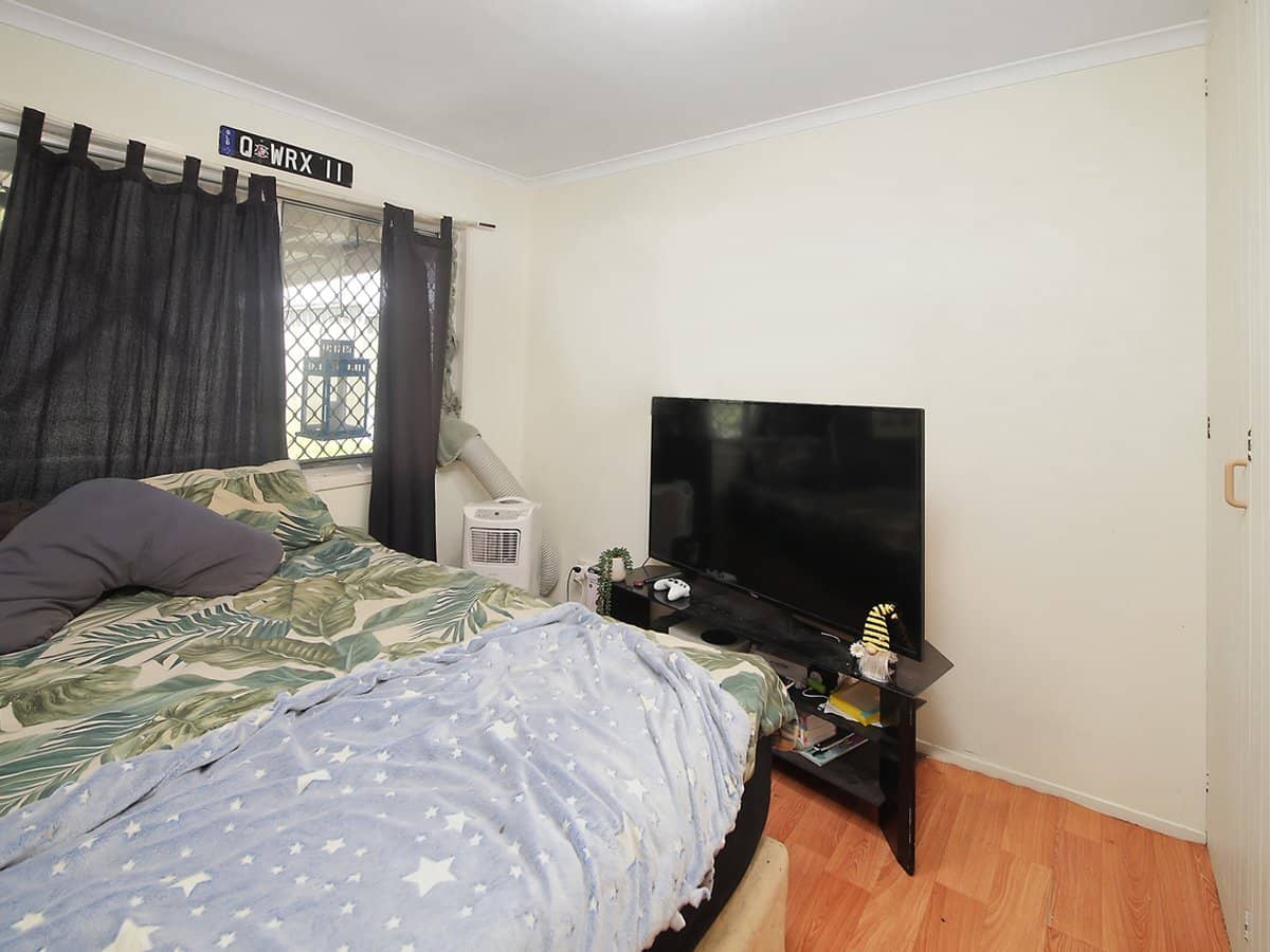 18 Barakee Street, CRESTMEAD - Thumbnail 7