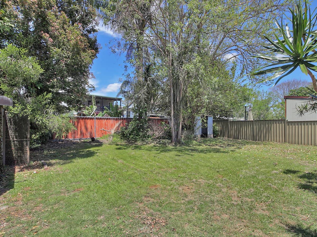 18 Barakee Street, CRESTMEAD - Thumbnail 14