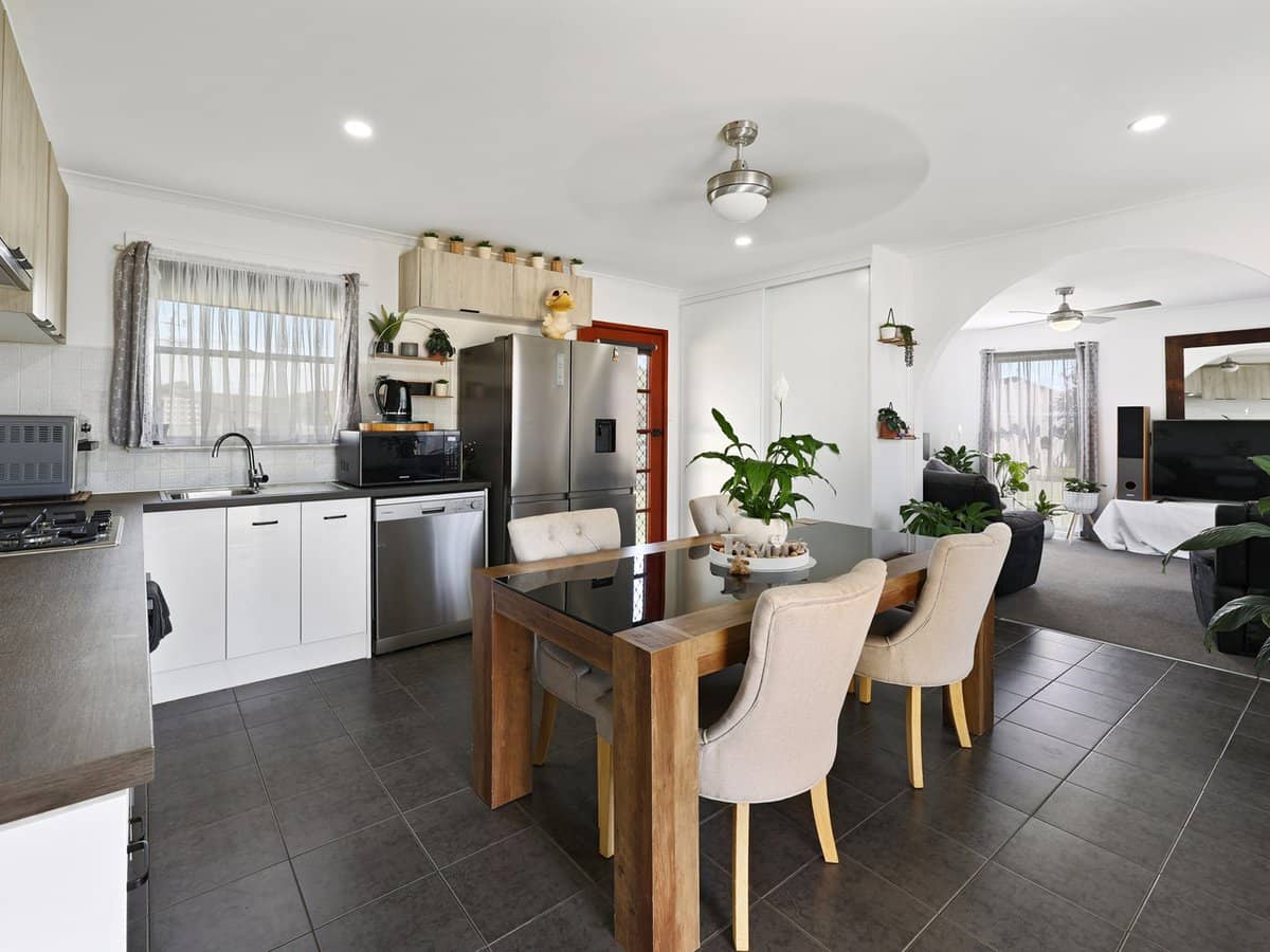 29 Kauri Crescent, PORTLAND - Thumbnail 3