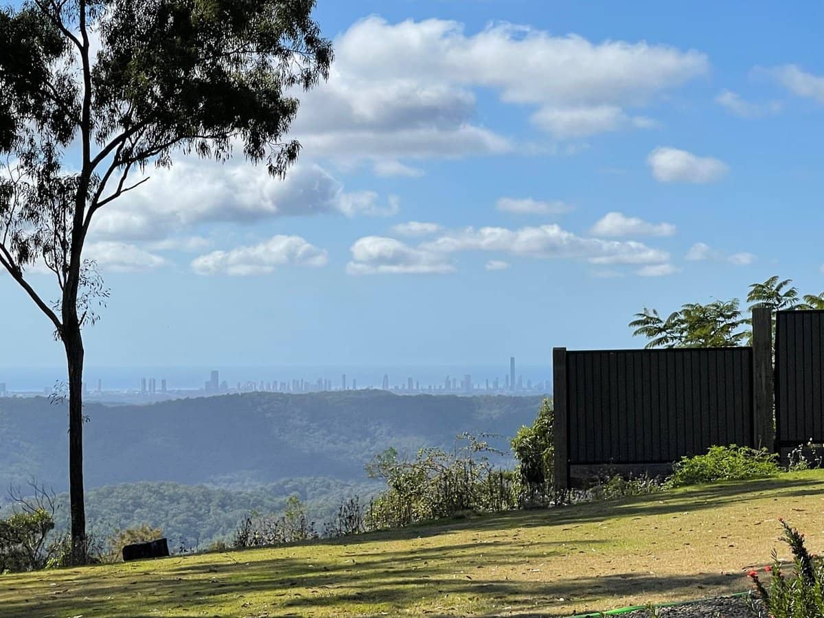 21 Wildflower Court, CLAGIRABA - Thumbnail 4