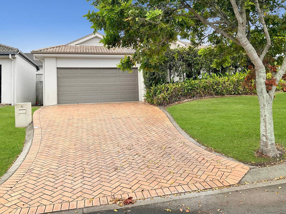 6 AVALON Place, UPPER KEDRON - Thumbnail 1