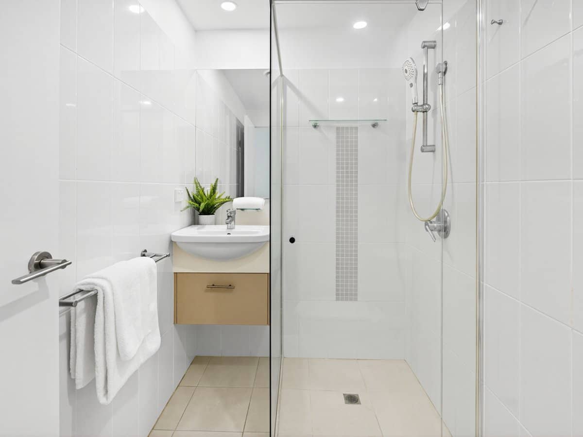 2111/2 Activa Way, Hope Island - Thumbnail 11