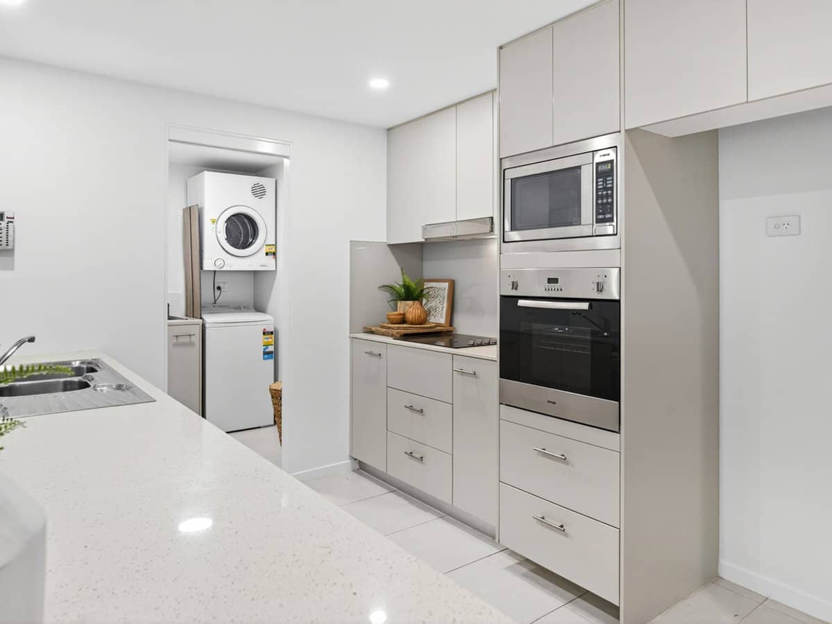 2111/2 Activa Way, Hope Island - Thumbnail 17