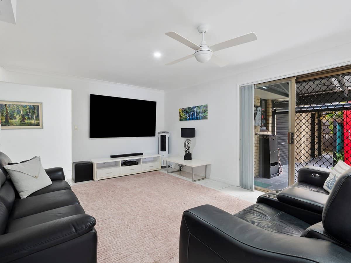 3 Commodore Court, BANORA POINT - Thumbnail 9