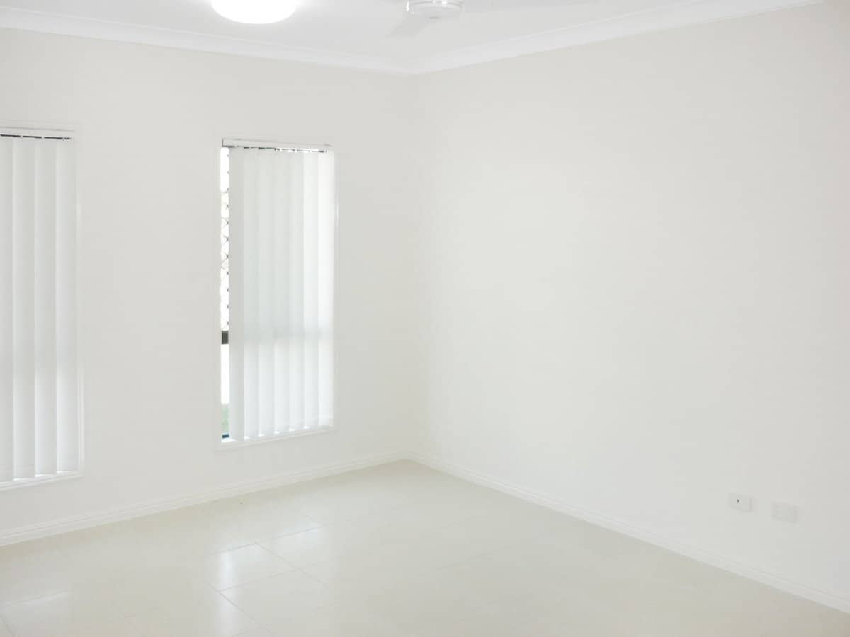 3 Marquise Circuit, BURDELL - Thumbnail 9