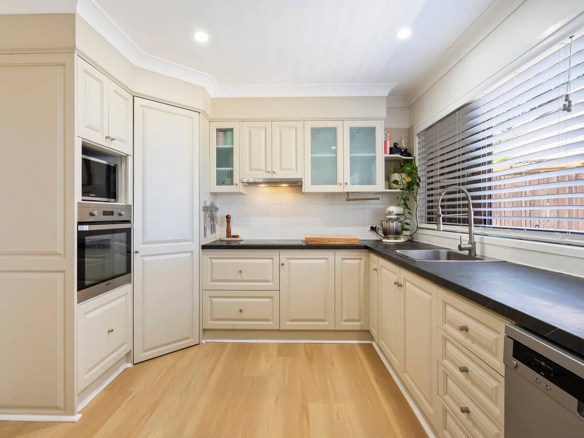 5B Clifford Crescent, BANORA POINT - Thumbnail 4