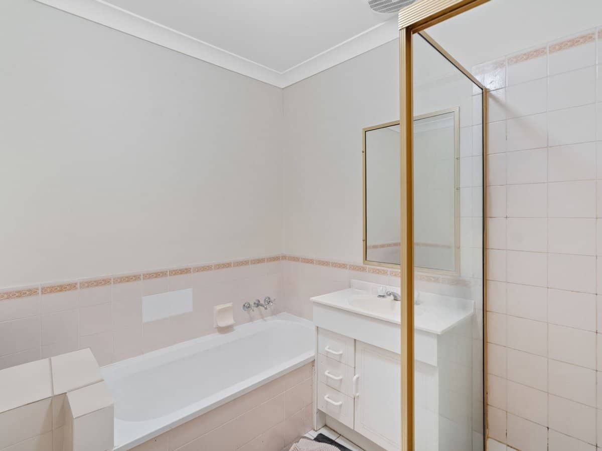 50 Castile Crescent, EDENS LANDING - Thumbnail 10