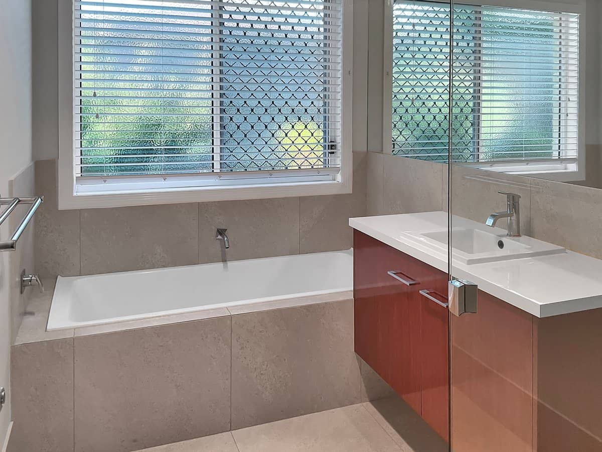 38 Trevean Drive, KLEINTON - Thumbnail 10