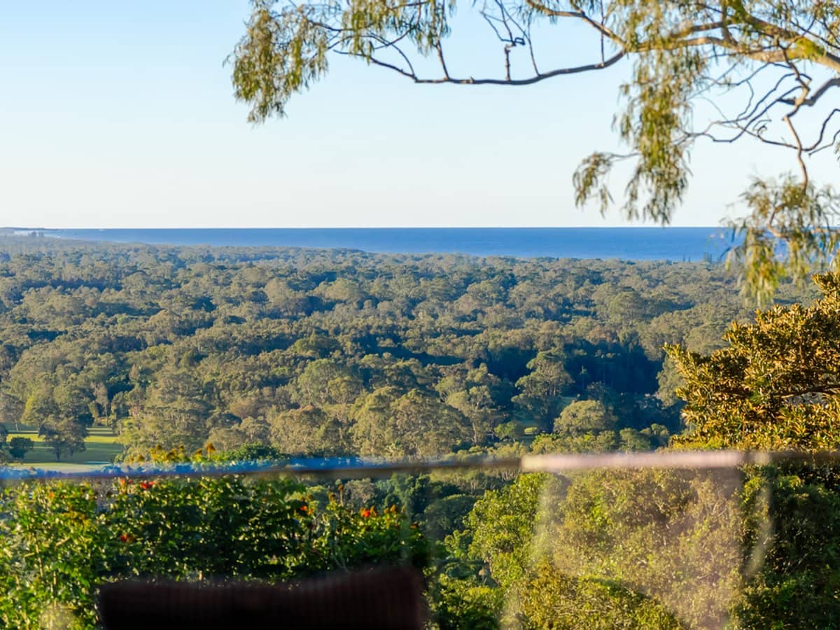 32 Tongarra Drive, OCEAN SHORES - Thumbnail 4