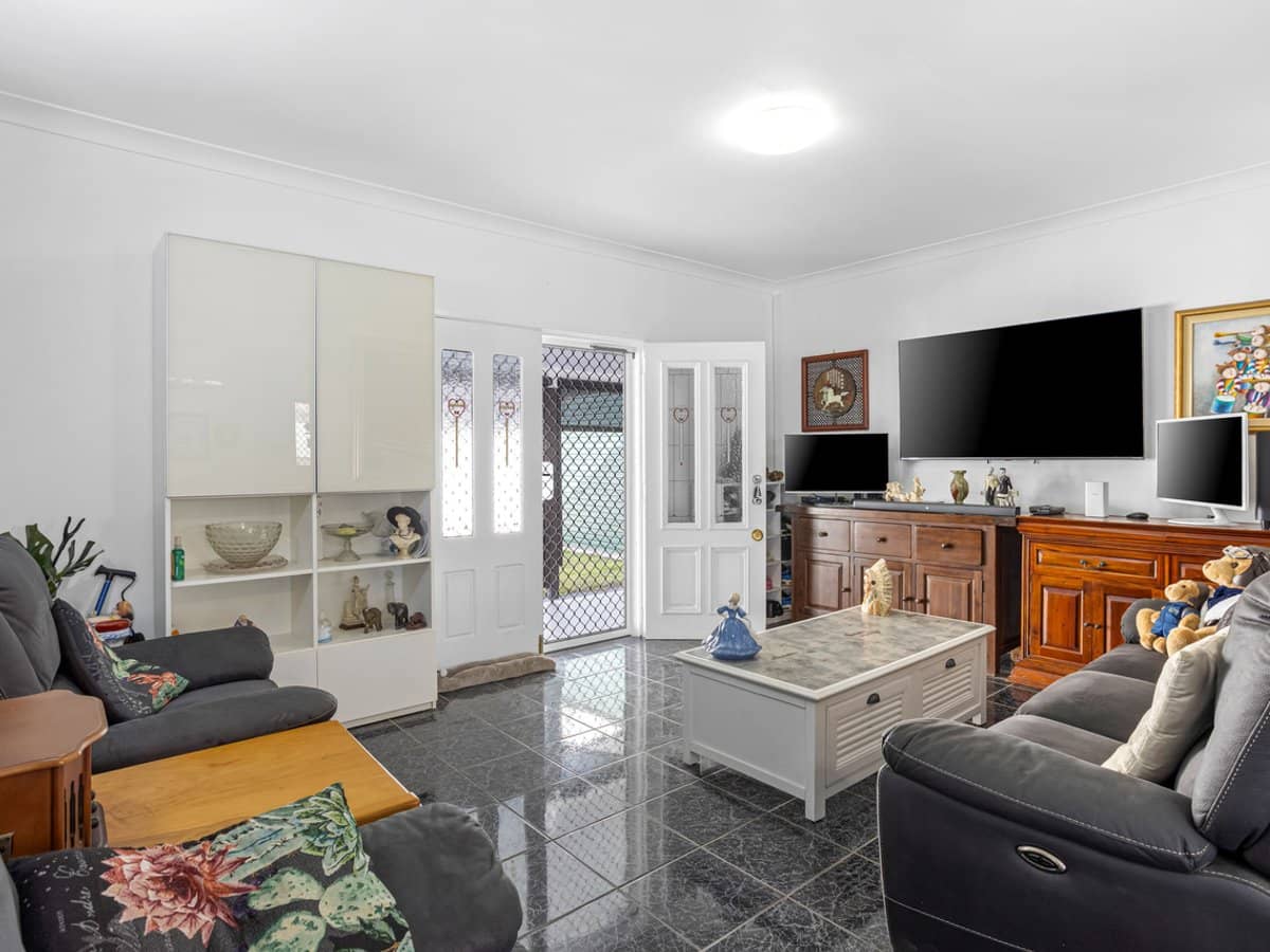 21 Tooraneedin Road, Coomera - Thumbnail 11