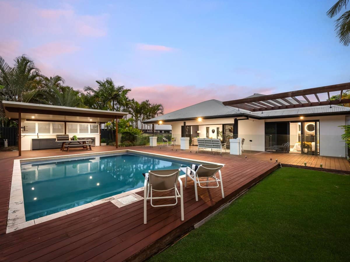 18 Pathfinder Road, Coomera Waters - Thumbnail 1