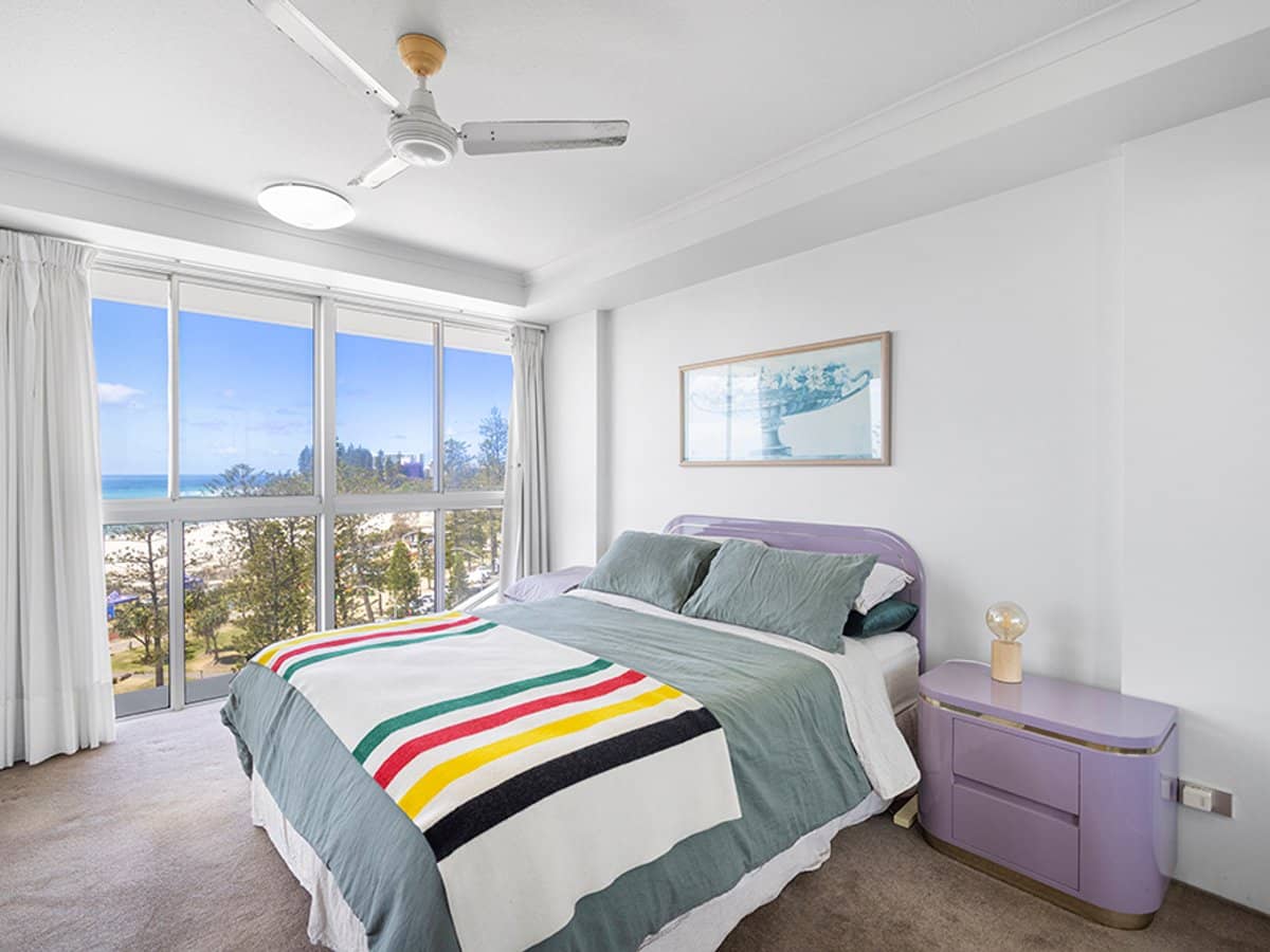 62 Marine Parade, COOLANGATTA - Thumbnail 7