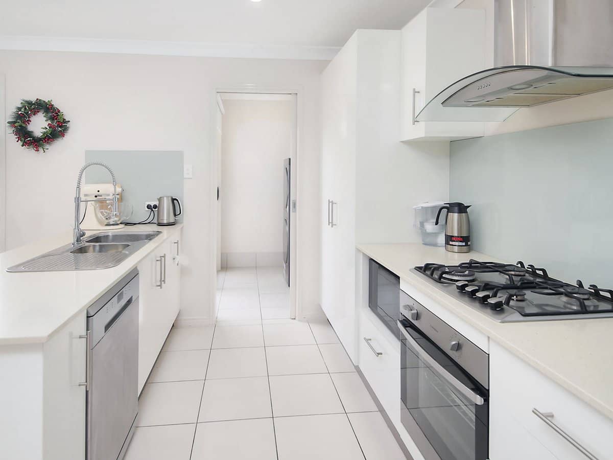 1 Myrtle Street, DEEBING HEIGHTS - Thumbnail 7