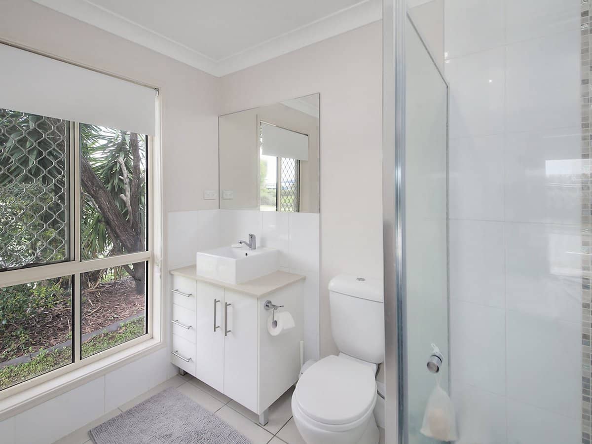 1 Myrtle Street, DEEBING HEIGHTS - Thumbnail 11