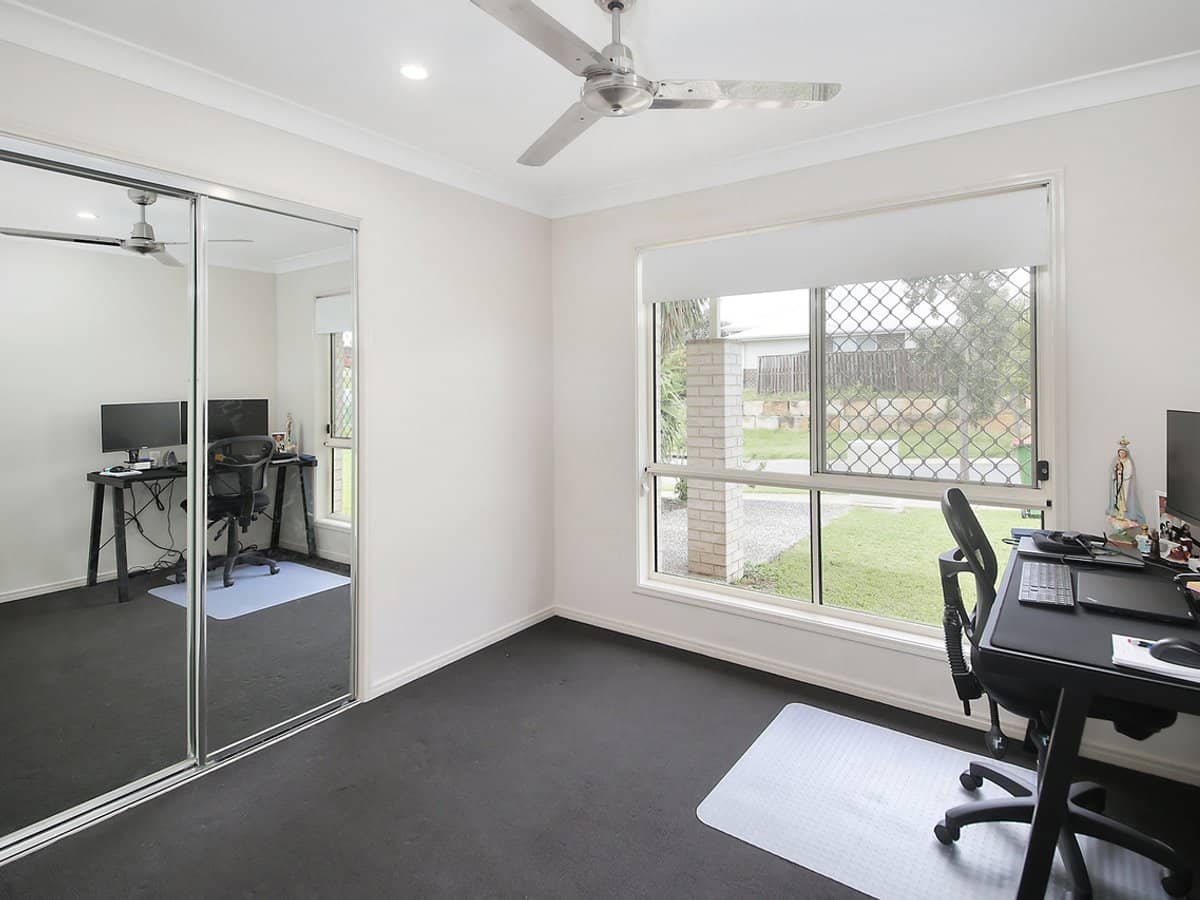 1 Myrtle Street, DEEBING HEIGHTS - Thumbnail 12