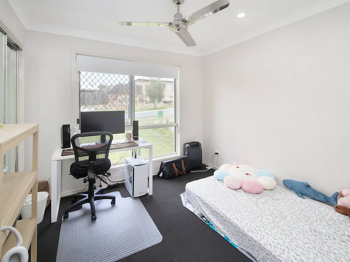 1 Myrtle Street, DEEBING HEIGHTS - Thumbnail 13