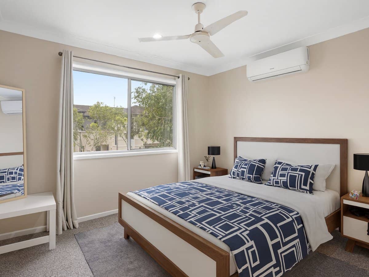 1 Belongil Street, Pacific Pines - Thumbnail 9