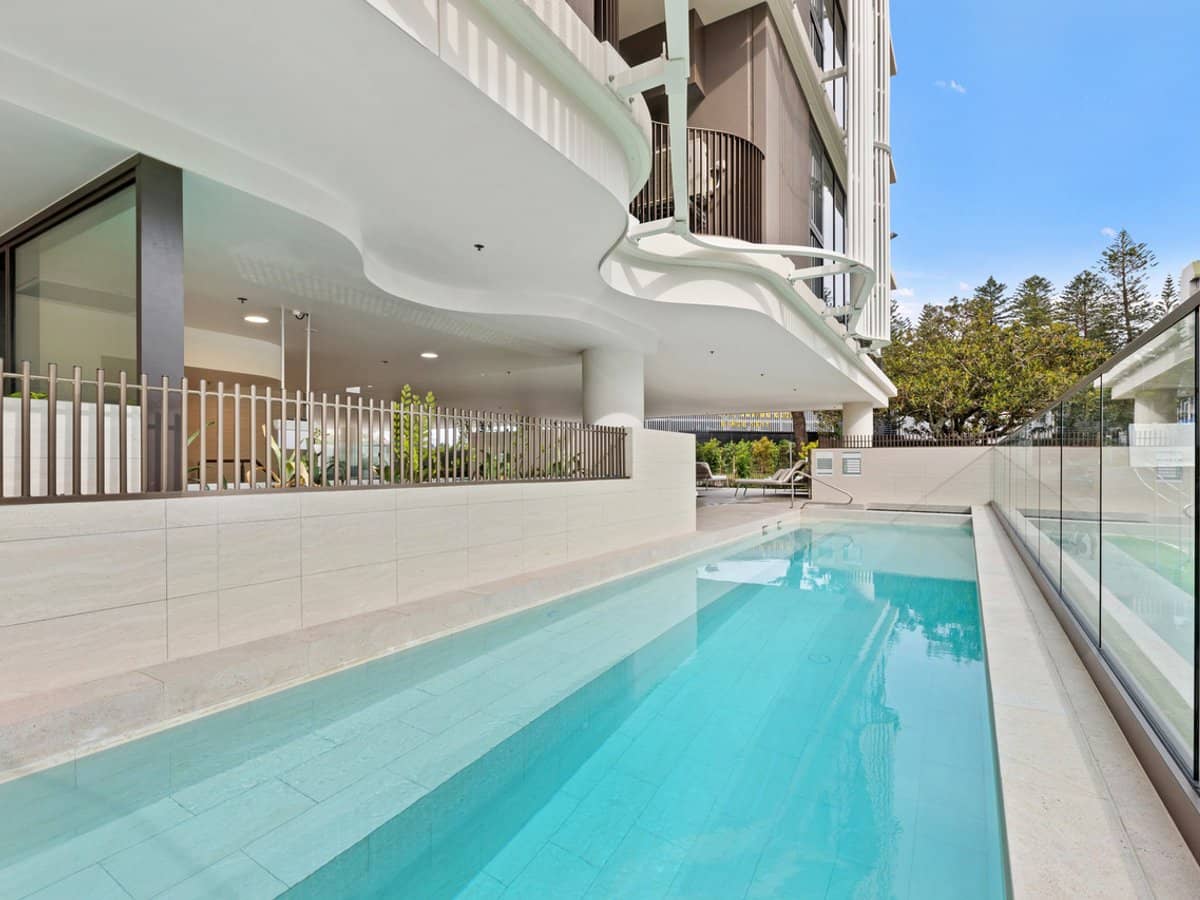 144-146 Marine Parade, COOLANGATTA - Thumbnail 13