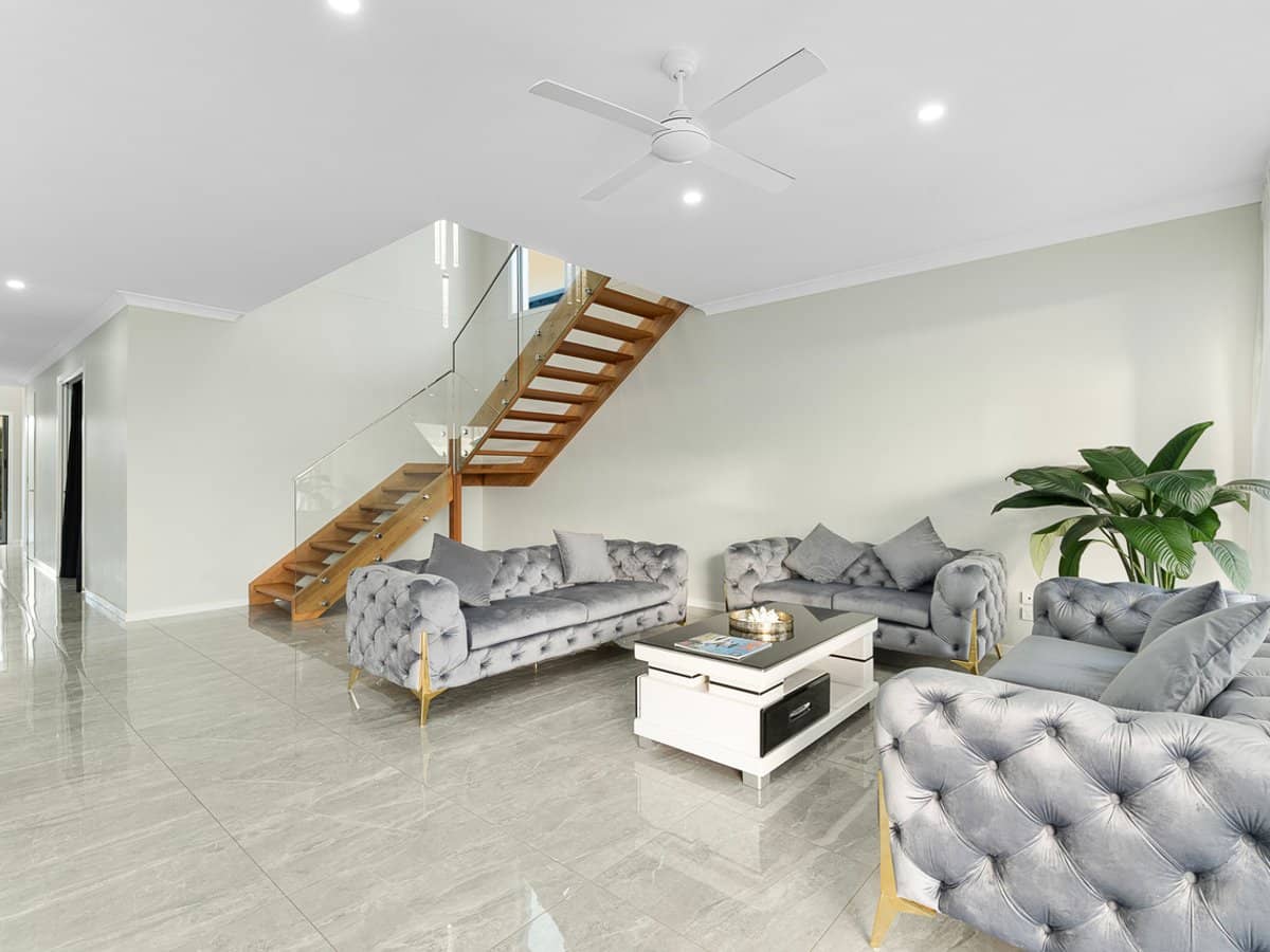 317 Harbour Boulevard, Jacobs Well - Thumbnail 6