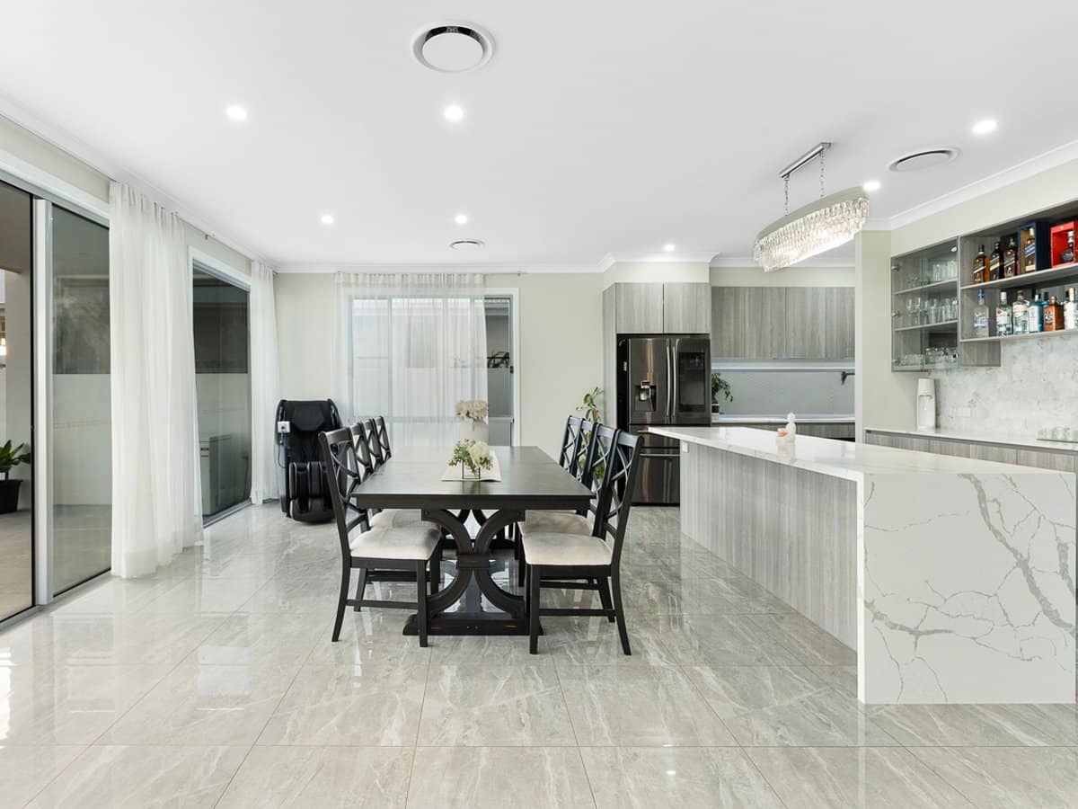 317 Harbour Boulevard, Jacobs Well - Thumbnail 9