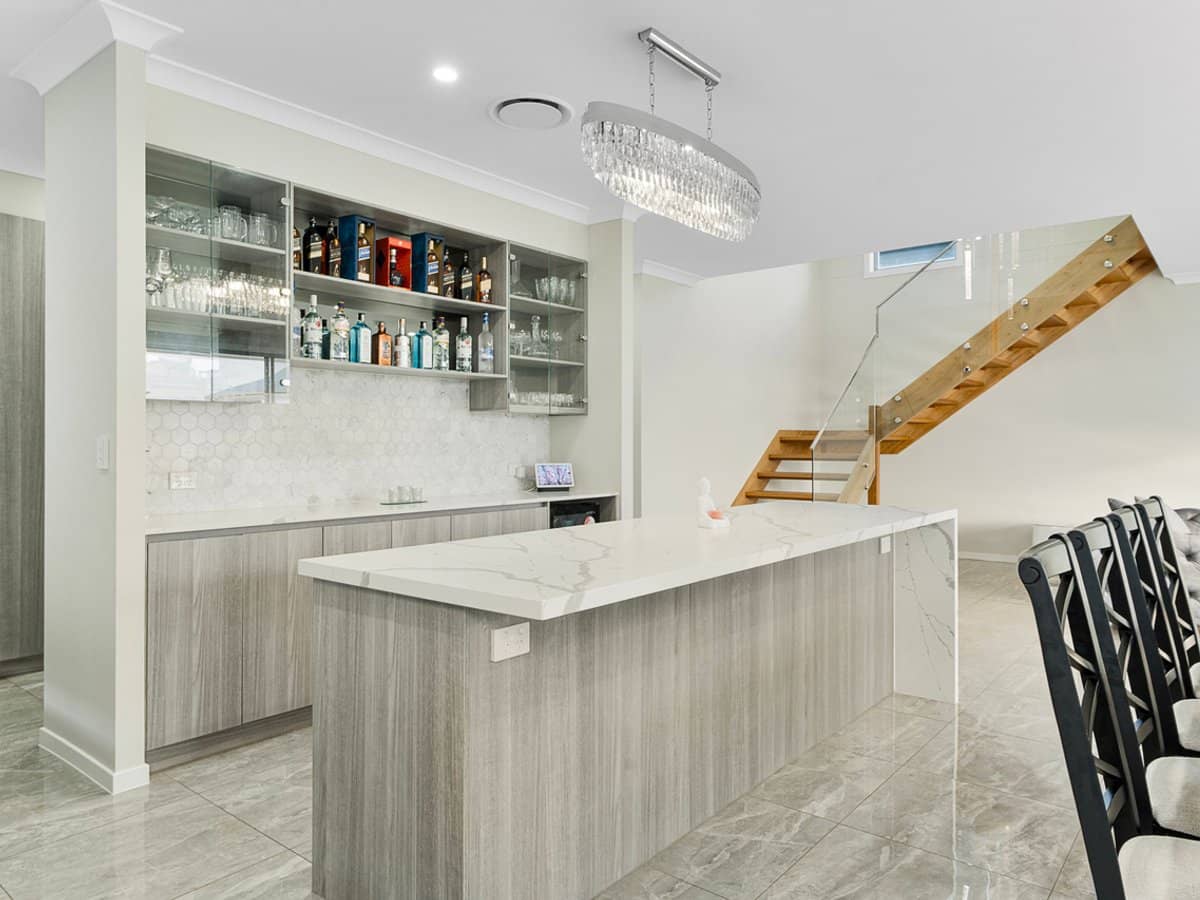 317 Harbour Boulevard, Jacobs Well - Thumbnail 10