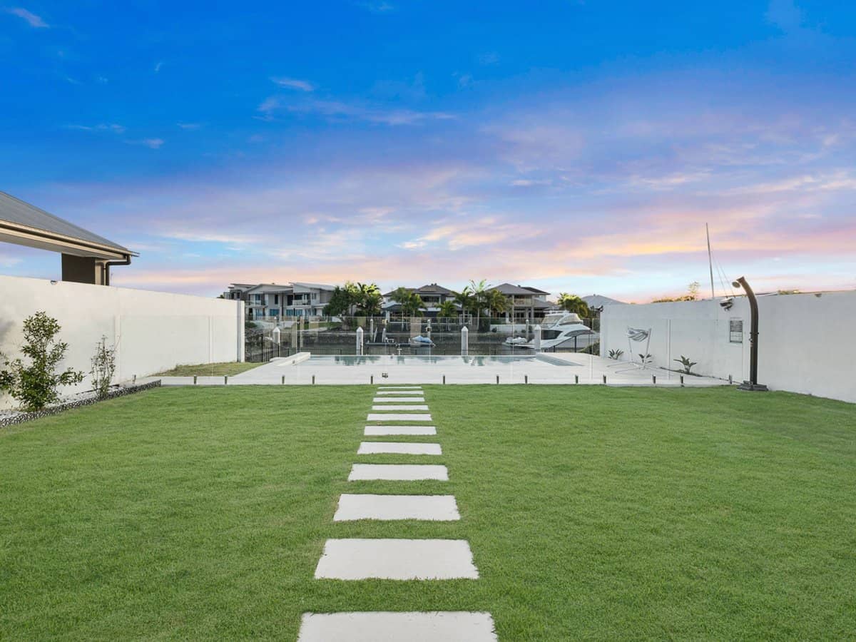 317 Harbour Boulevard, Jacobs Well - Thumbnail 14