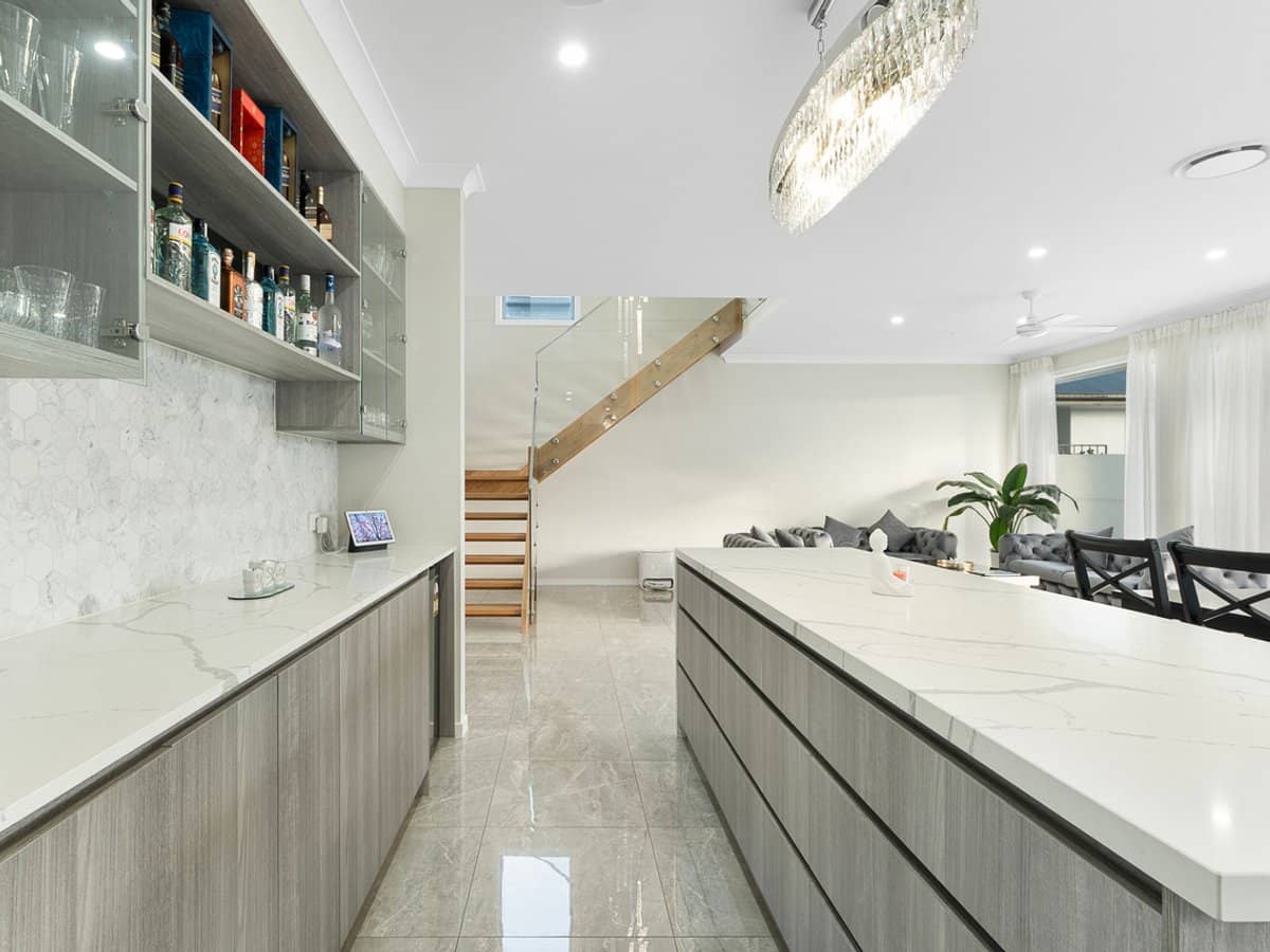 317 Harbour Boulevard, Jacobs Well - Thumbnail 11