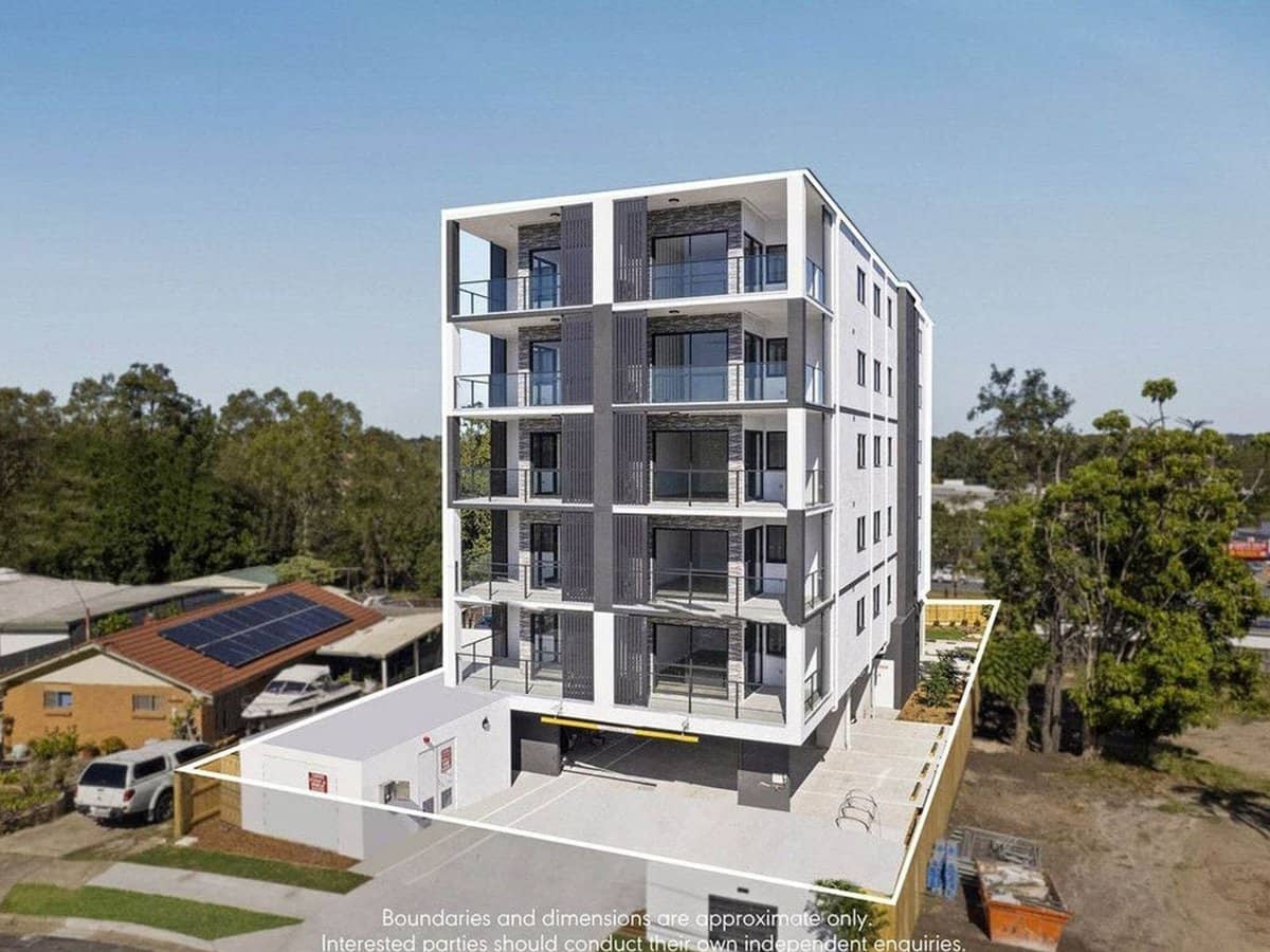 3 Bernice Avenue, Underwood - Thumbnail 1