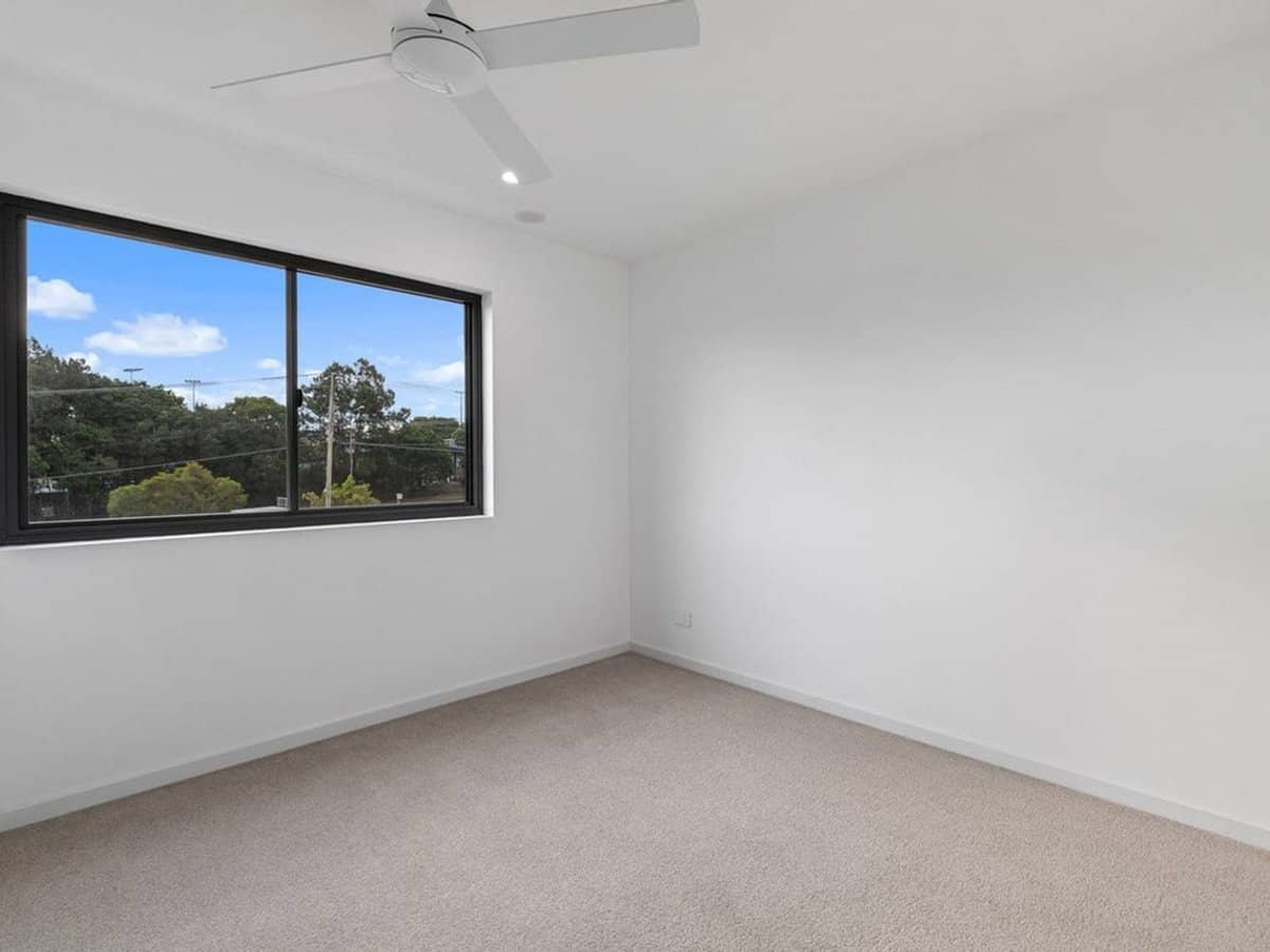 3 Bernice Avenue, Underwood - Thumbnail 11