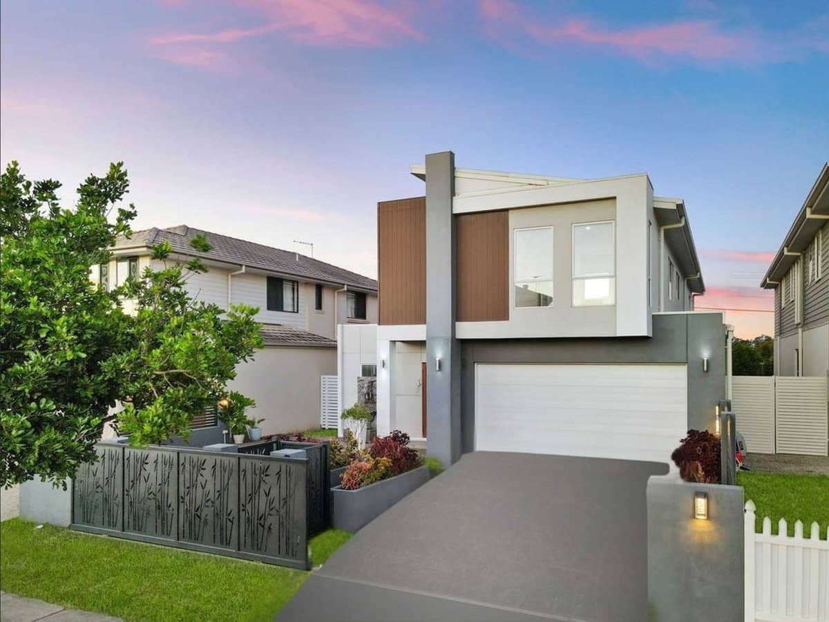 66 Splendour Street, ROCHEDALE - Thumbnail 1