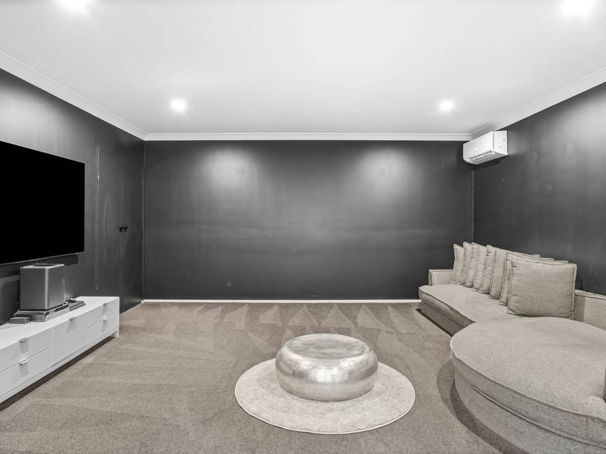 6 Hopman Court, Oxenford - Thumbnail 6