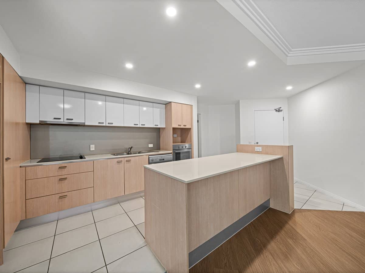 4/253 Varsity Pde, VARSITY LAKES - Thumbnail 3