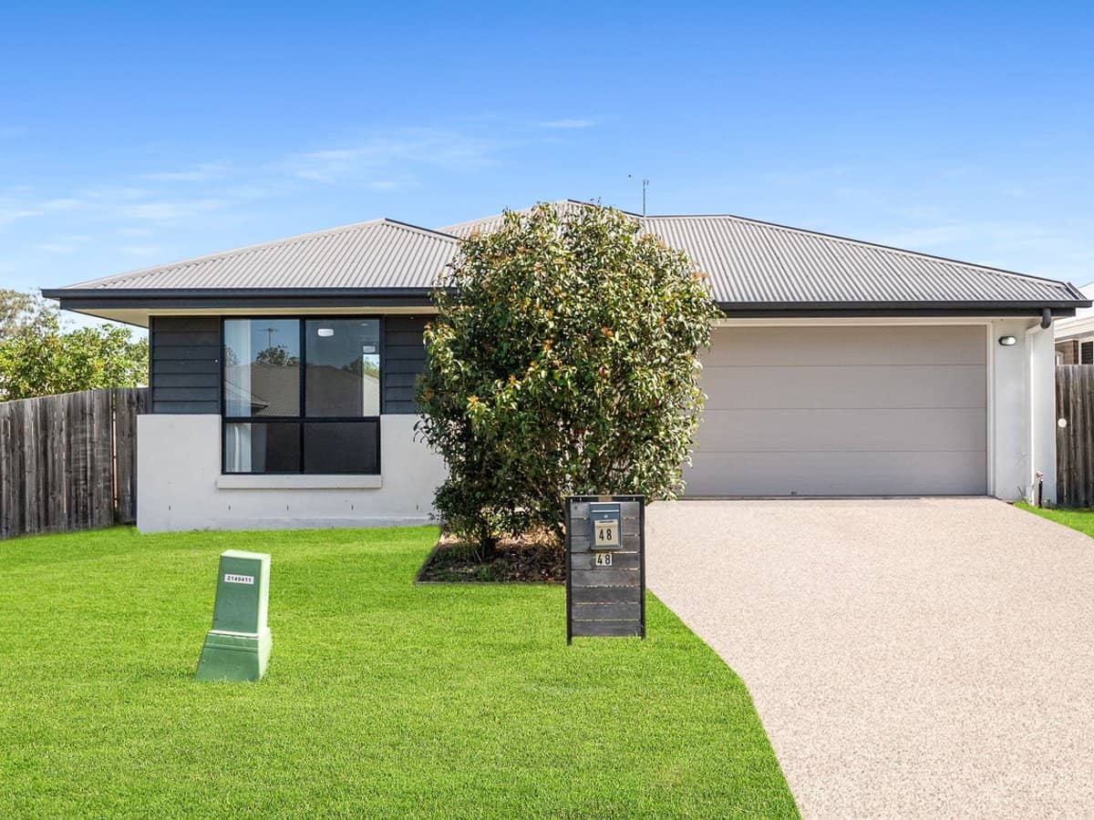 48 Naples Court, Redbank - Thumbnail 2