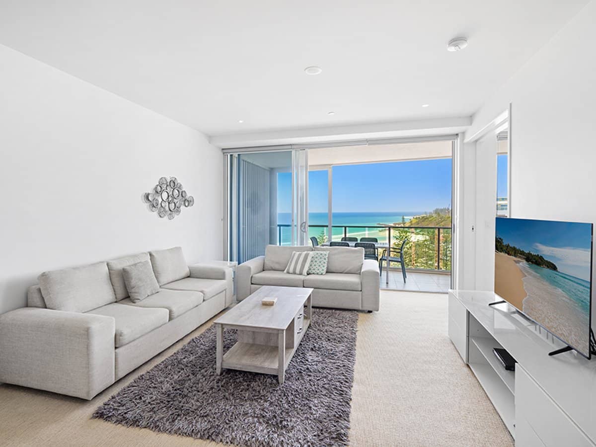 1 Douglas Street, COOLANGATTA - Thumbnail 2