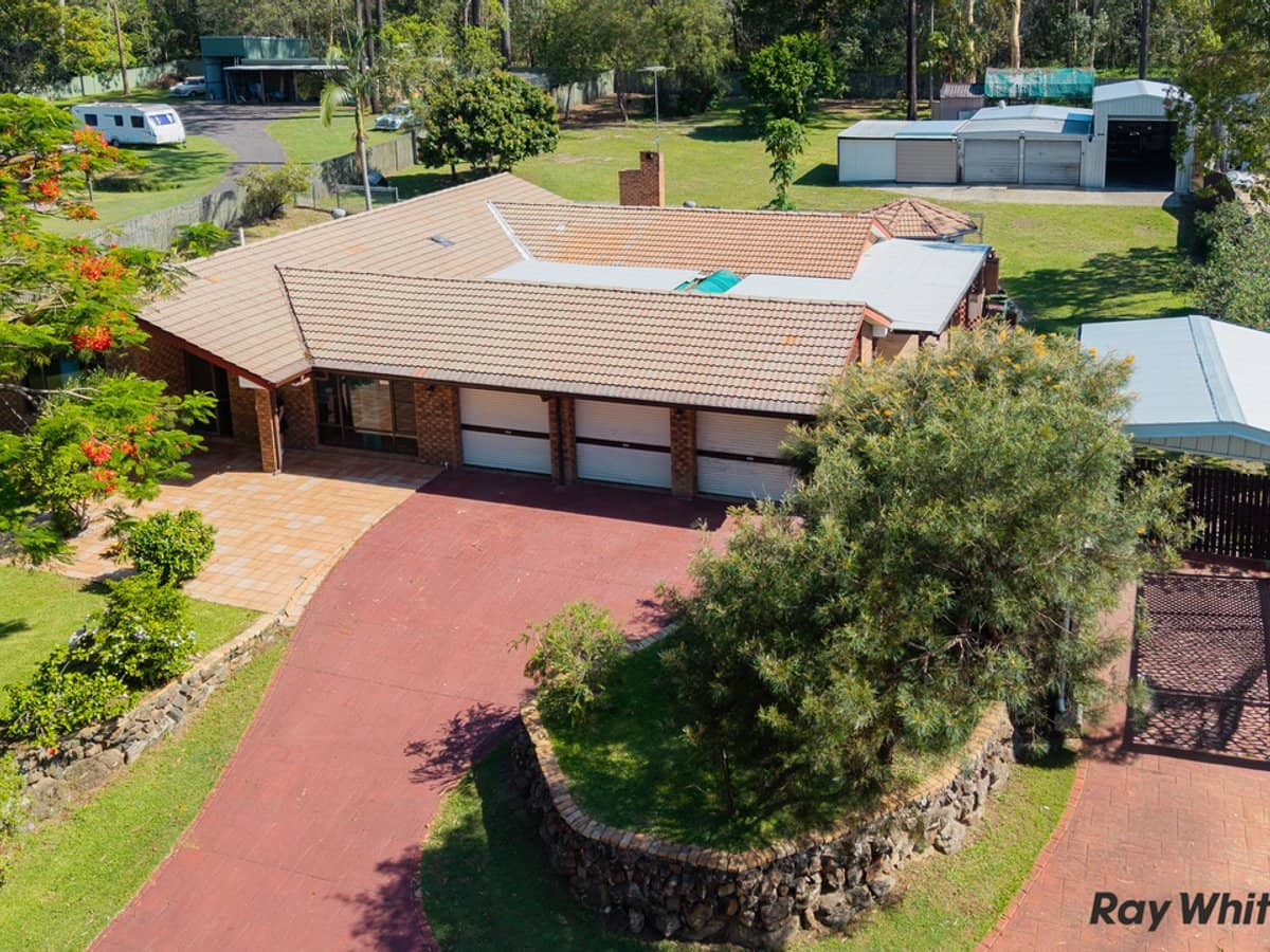 34-36 Jacaranda Avenue, BORONIA HEIGHTS - Thumbnail 2