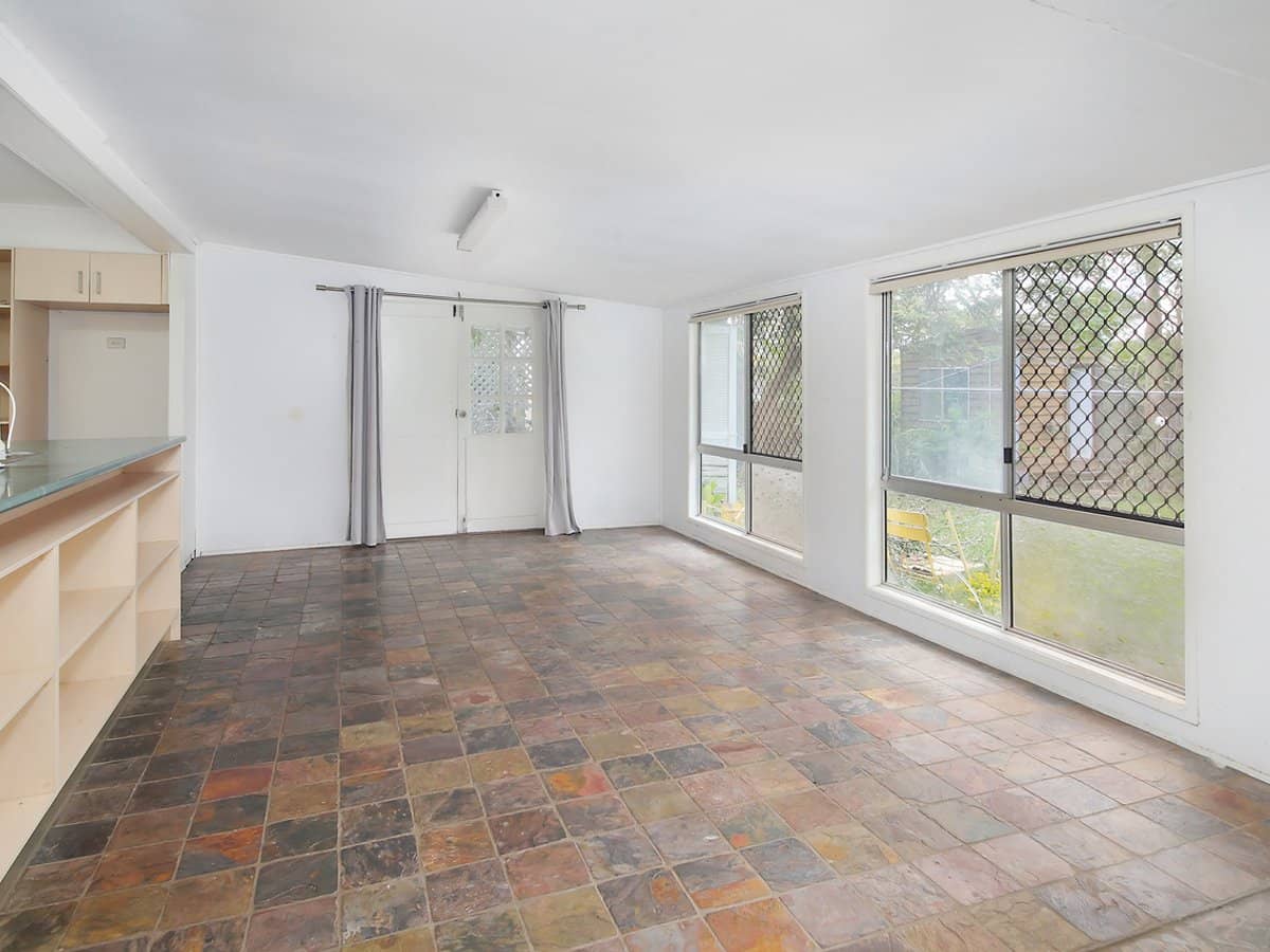 2 Carramar Street, LOGANLEA - Thumbnail 6