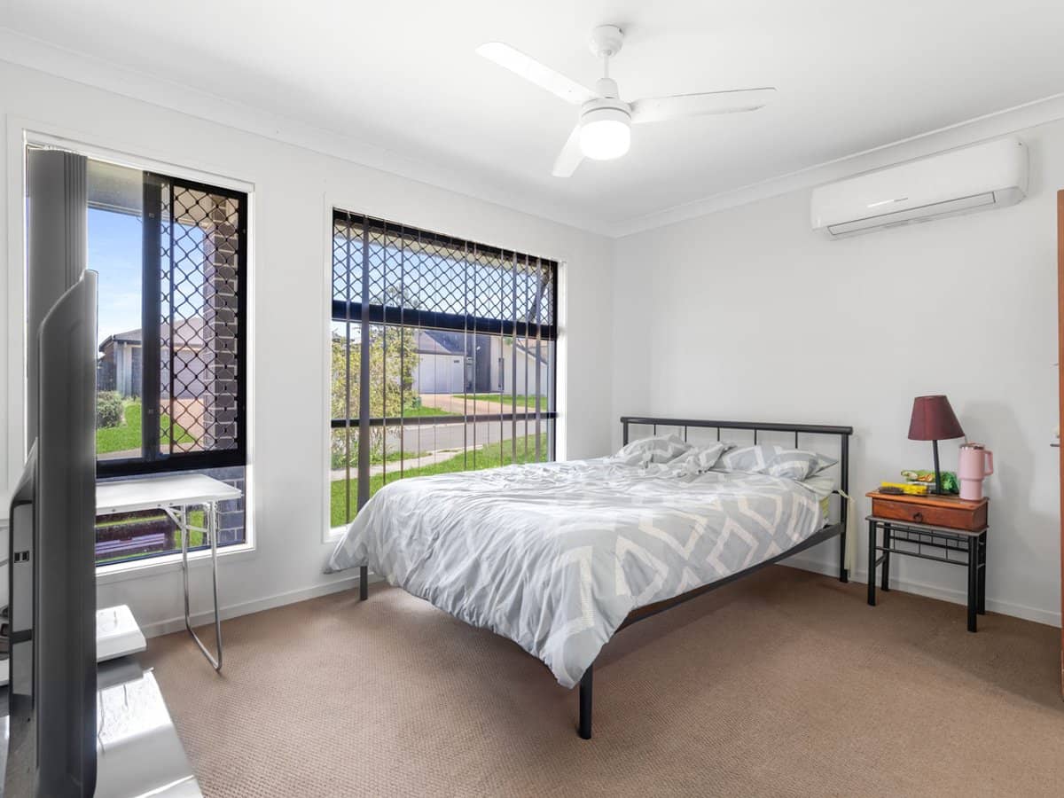 15 Stormbird Street, Redbank Plains - Thumbnail 8