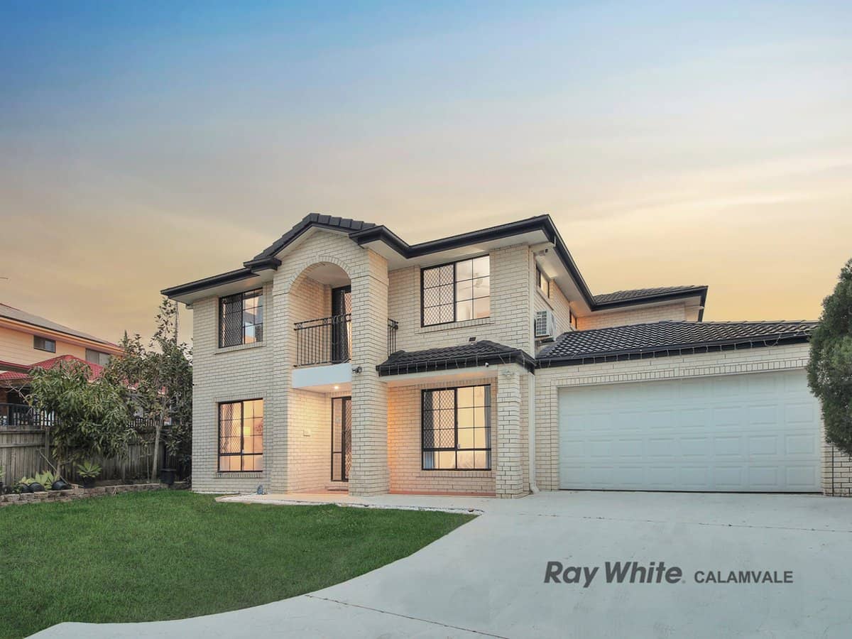 8 Namoi Court, KURABY - Thumbnail 2