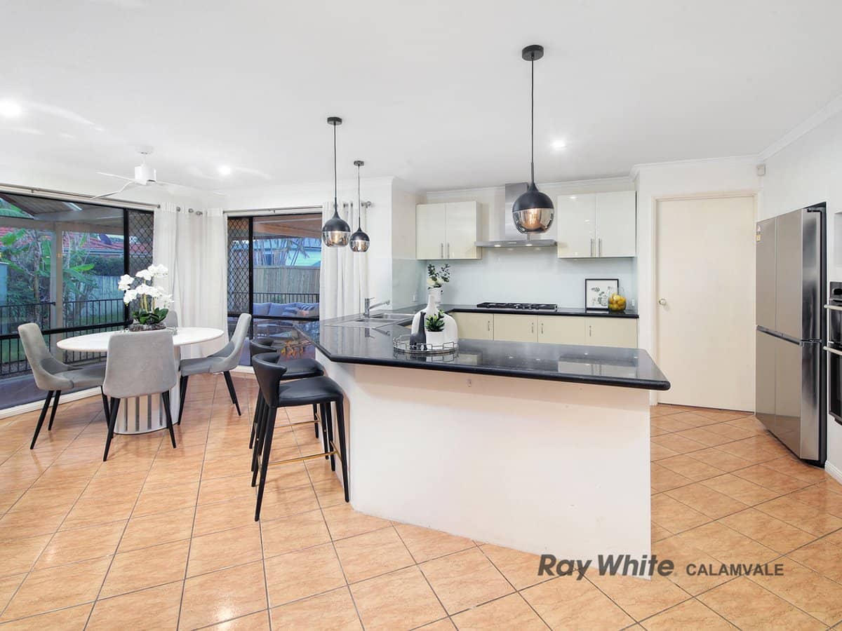 8 Namoi Court, KURABY - Thumbnail 7