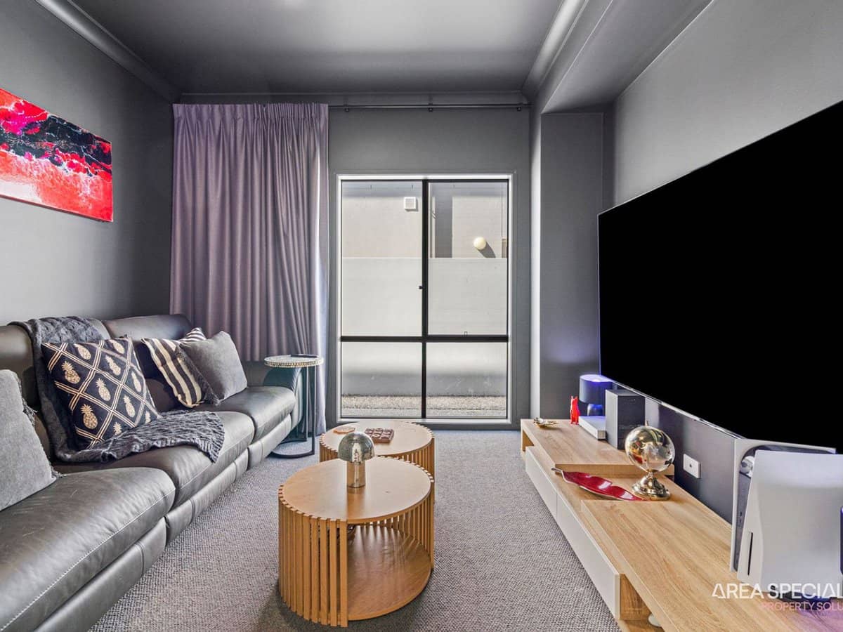 40 Hamilton Drive, Jacobs Well - Thumbnail 8