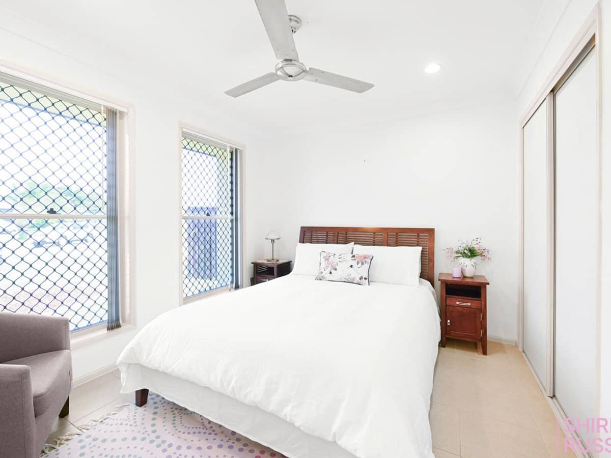 45 Whitehaven Drive, Blacks Beach - Thumbnail 3