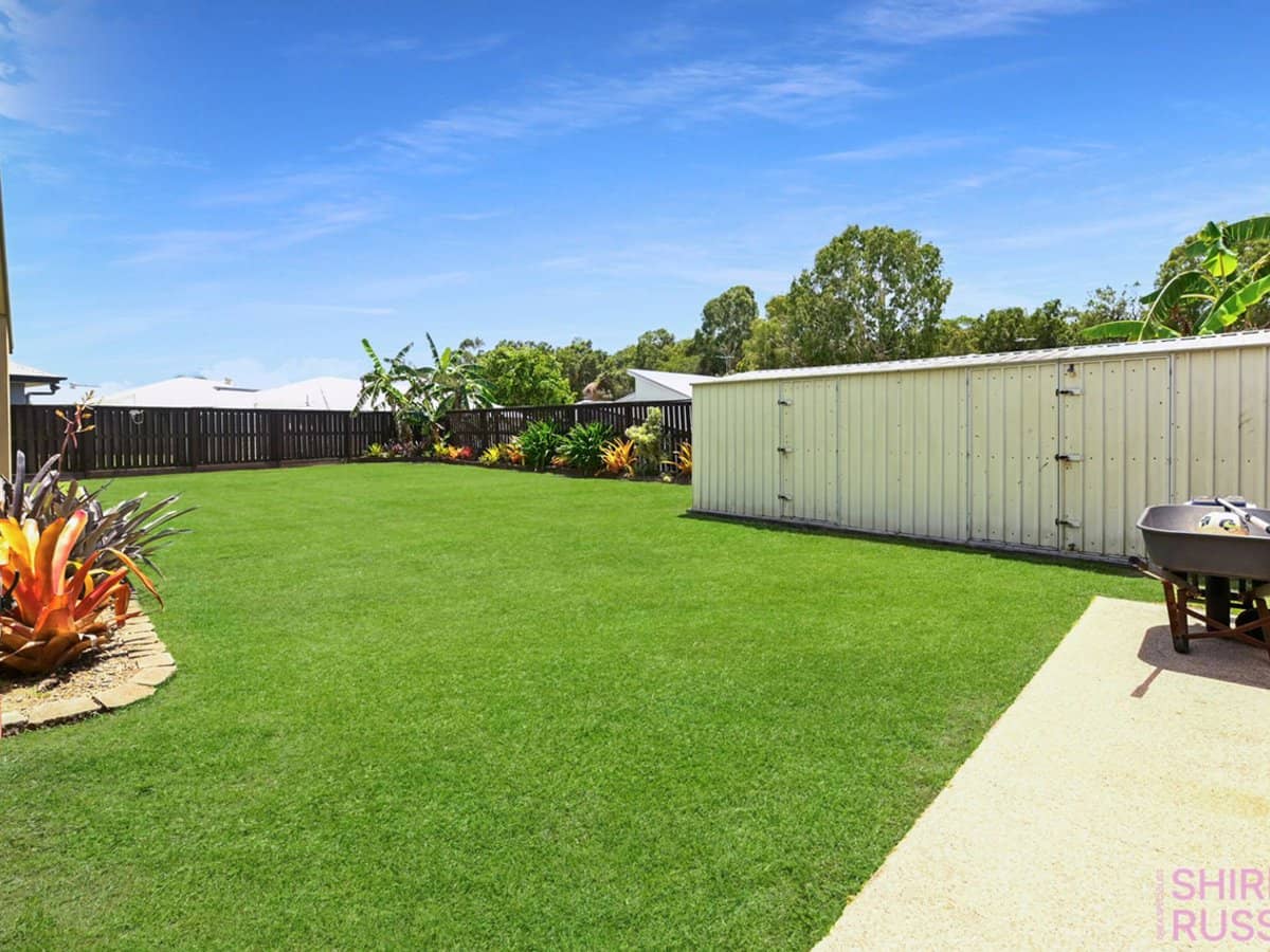 45 Whitehaven Drive, Blacks Beach - Thumbnail 14