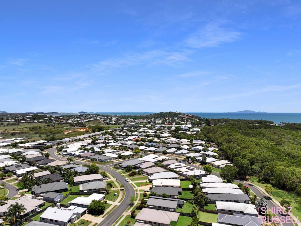 45 Whitehaven Drive, Blacks Beach - Thumbnail 18