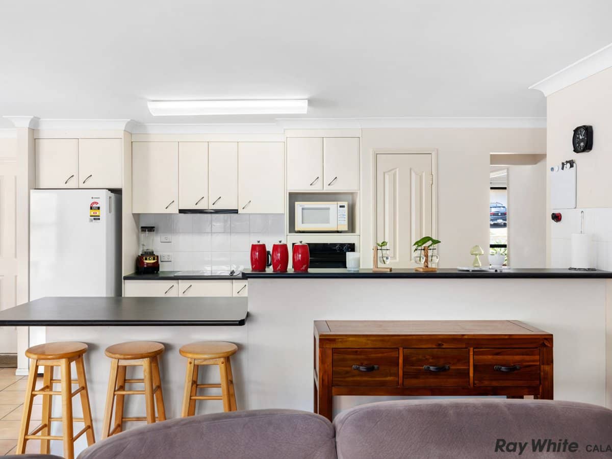 35 Buckley Drive, DREWVALE - Thumbnail 4